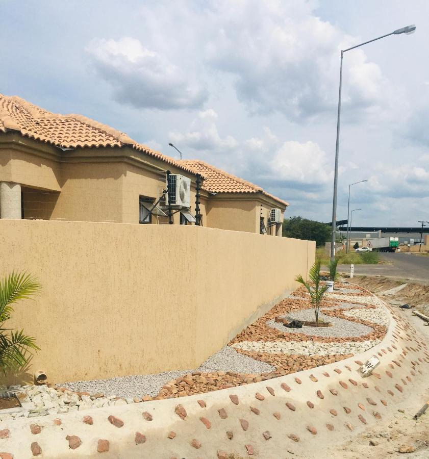 Infinity Bnb Gaborone Exterior foto