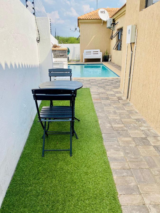 Infinity Bnb Gaborone Exterior foto